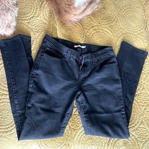 Levi’s 414 relaxed straight size 30x34